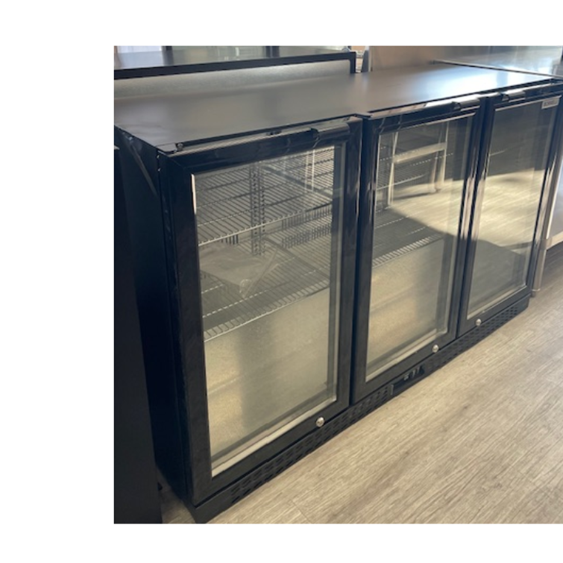 Commercial Undercounter Bar Fridge With 3 Hinged Doors 293L-Clearance
