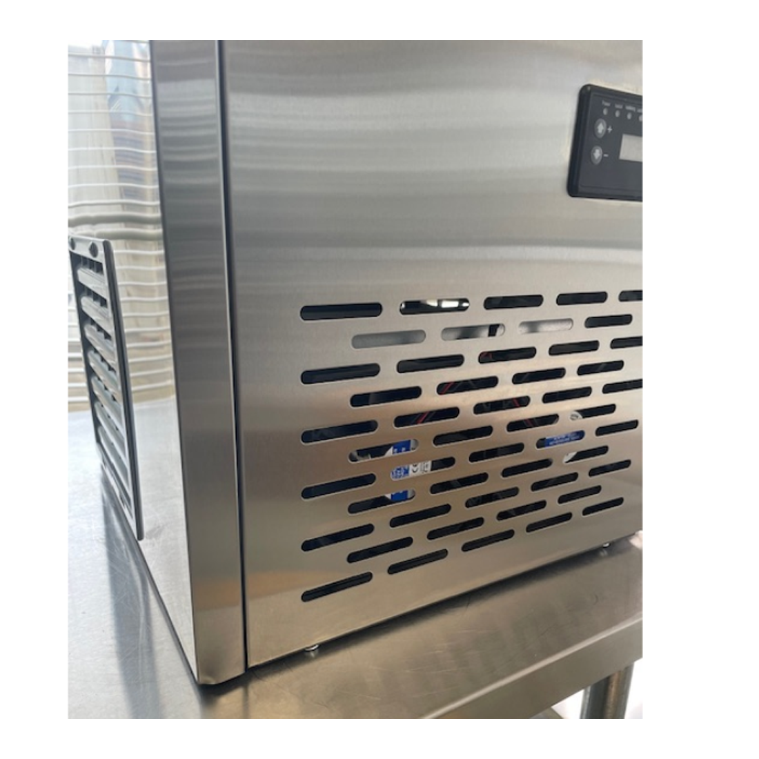 Commercial Ice Machine 30kg/24hr -Clearance